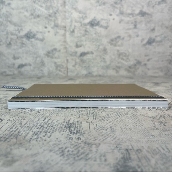 Christian Lacroix Papier A5 Journal, Gold Paseo Pattern - Picture 6 of 10